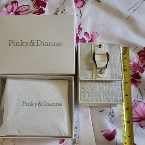 NWOT- Pinky & Dianne case